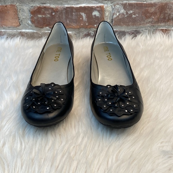 Me Too Black Leather Wedge Heels, Size 9M - Picture 3 of 15